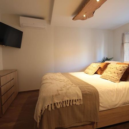 Gite De Charme Haut De Gamme Avec Jacuzzi Et Sauna Privatifs Donzère Exterior foto