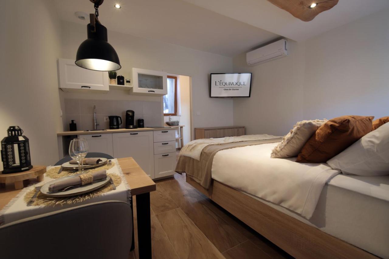 Gite De Charme Haut De Gamme Avec Jacuzzi Et Sauna Privatifs Donzère Exterior foto